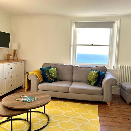 Central, Seaview Apartment, 3 Beds, 2 Baths, Kid & Dog Friendly At The Lookout Broadstairs Dış mekan fotoğraf