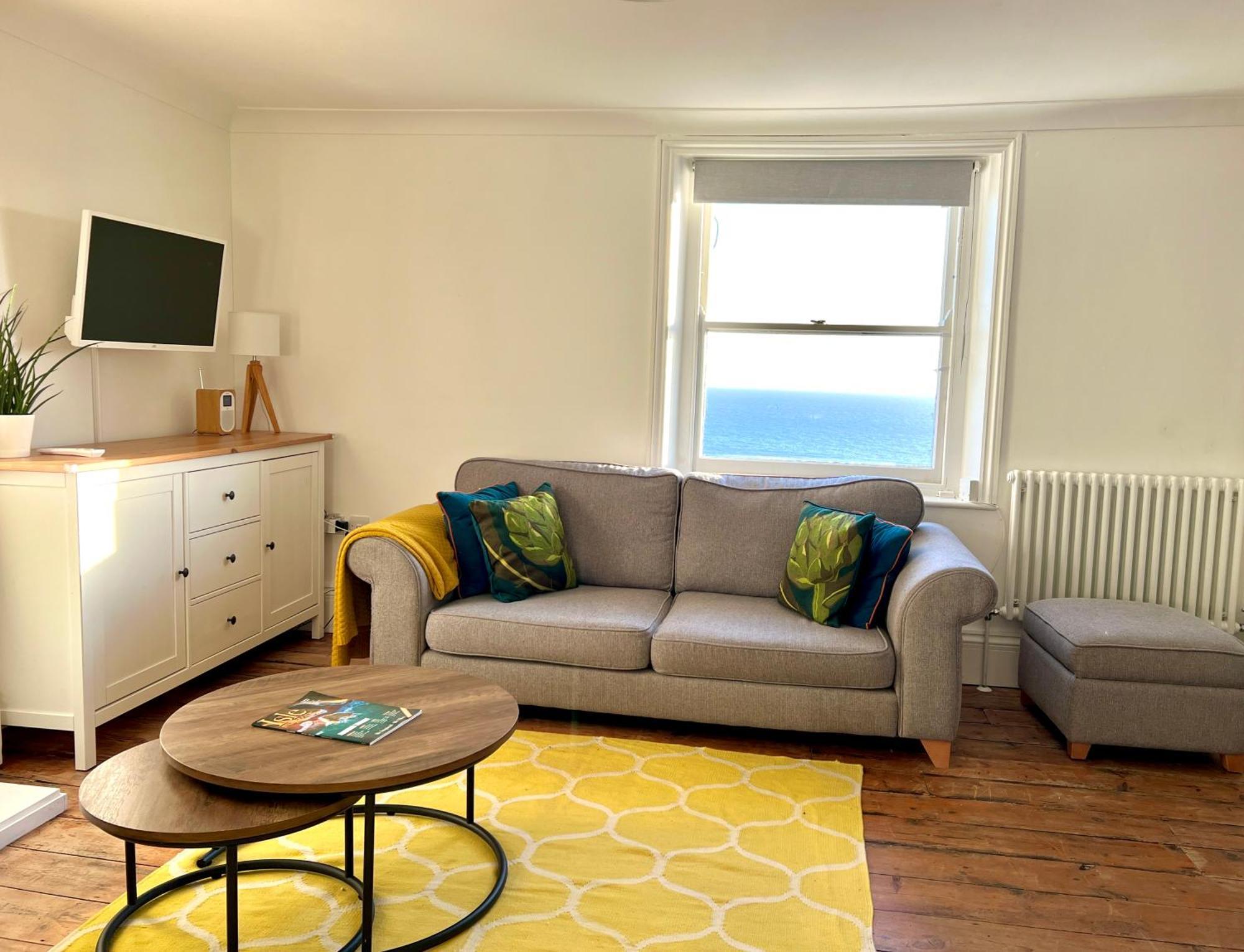 Central, Seaview Apartment, 3 Beds, 2 Baths, Kid & Dog Friendly At The Lookout Broadstairs Dış mekan fotoğraf